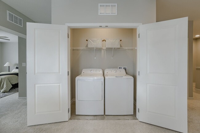 Leona - 2 Bed / 2 Bath - 1,291 Sq.Ft.