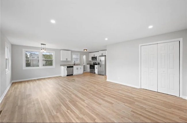 Photo - 2810 Roanoke Ave