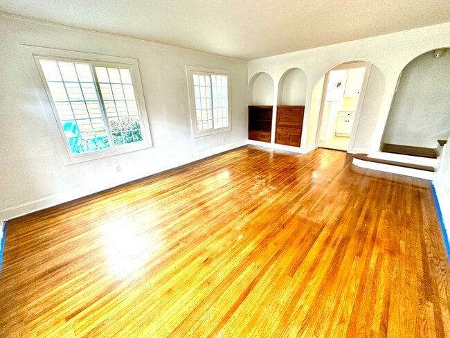 Photo - 45 65th Pl Unidad 45 65th Place - Front House