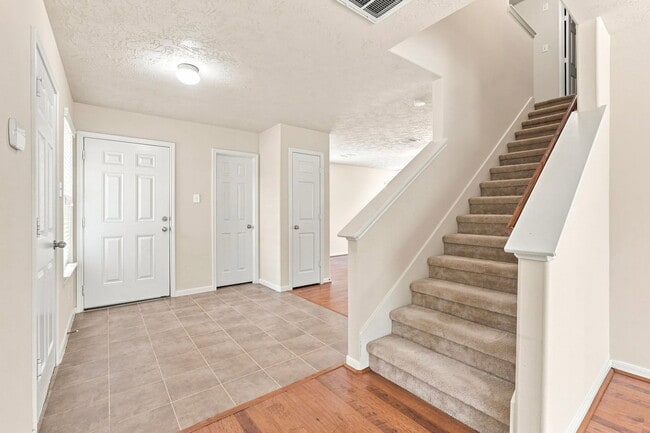 Photo - 12563 Chiswick Rd