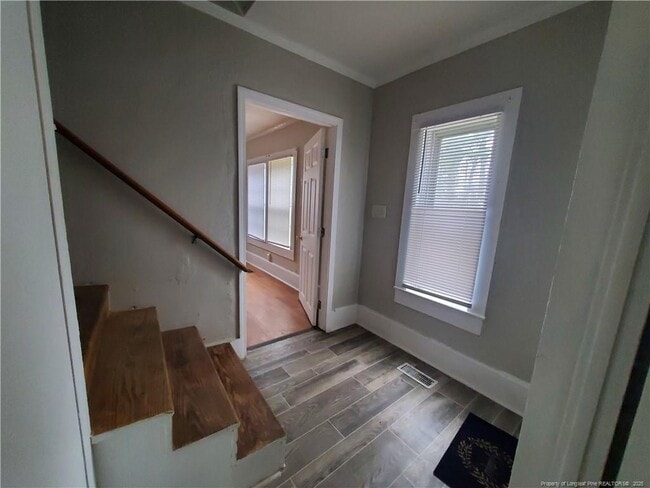 Photo - 868 W Orange St