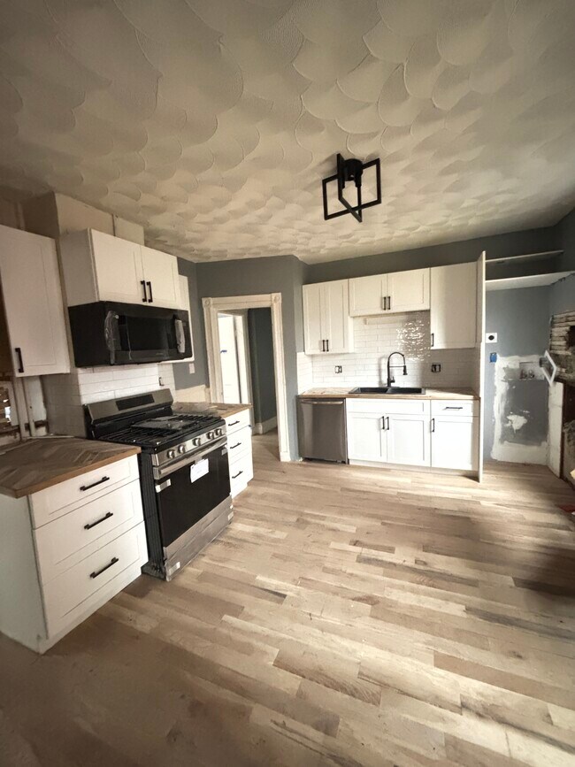 Photo - 46 Evelyn St