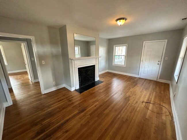 Photo - Cozy Two Bedroom Bungalow!