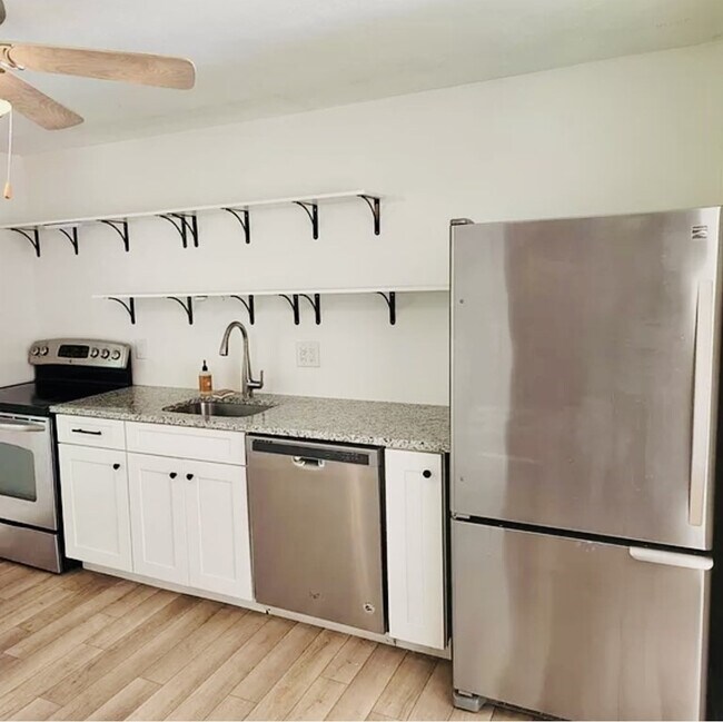 Photo - 44 Burnap Rd Unit 6