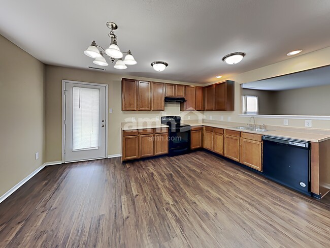 Photo - 502 Bourneside Dr