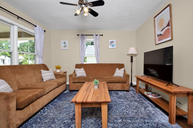 530 Pearl St Unit SI ID1367379P