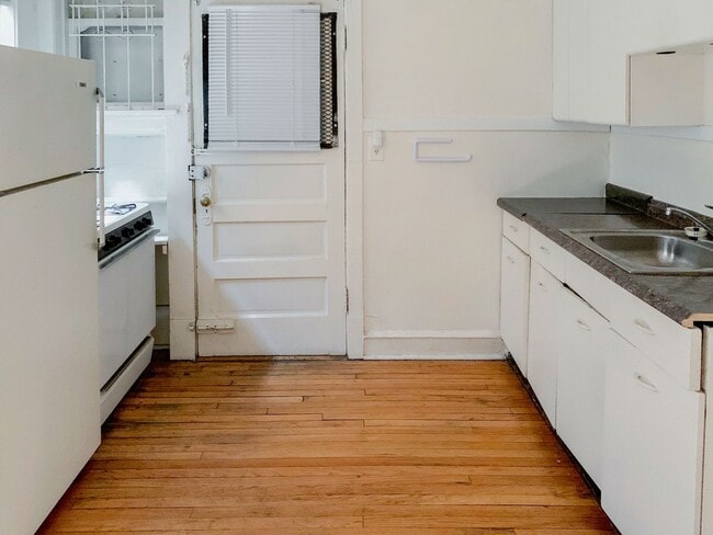 Photo - 632 W Arlington Pl Unit 49