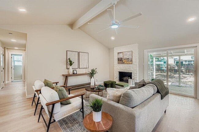 Photo - 7806 Whitsun Dr