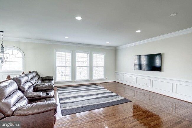 Photo - 42749 Wilmar Square