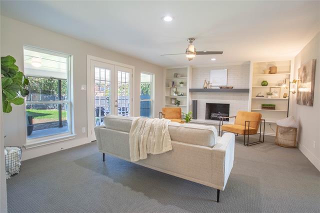 Photo - 3261 Princess St