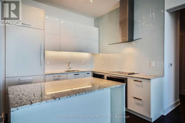 Photo - 3018 Yonge St Unit UPH01