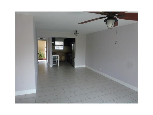 Photo - 21895 Lake Forest Cir Unit 106