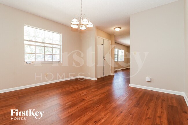 Photo - 3816 Fieldflower Ct