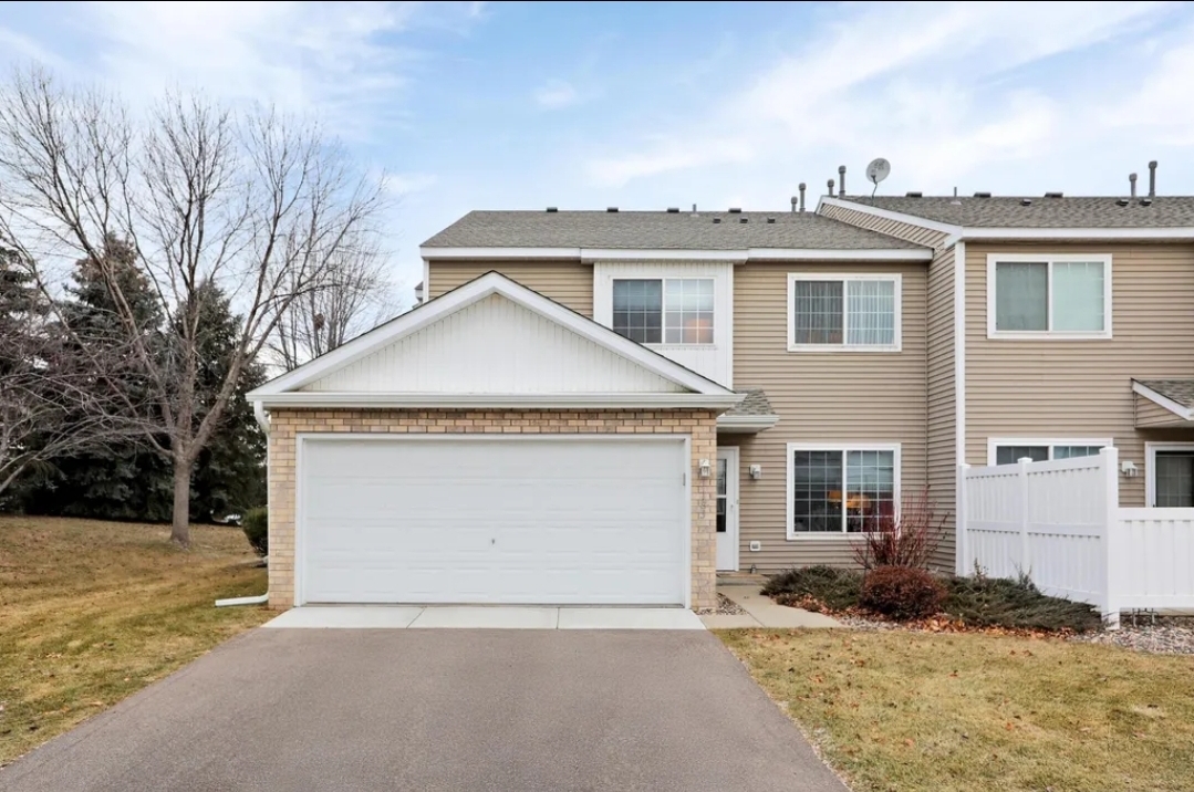 Photo - 1183 Highpoint Curv Townhome