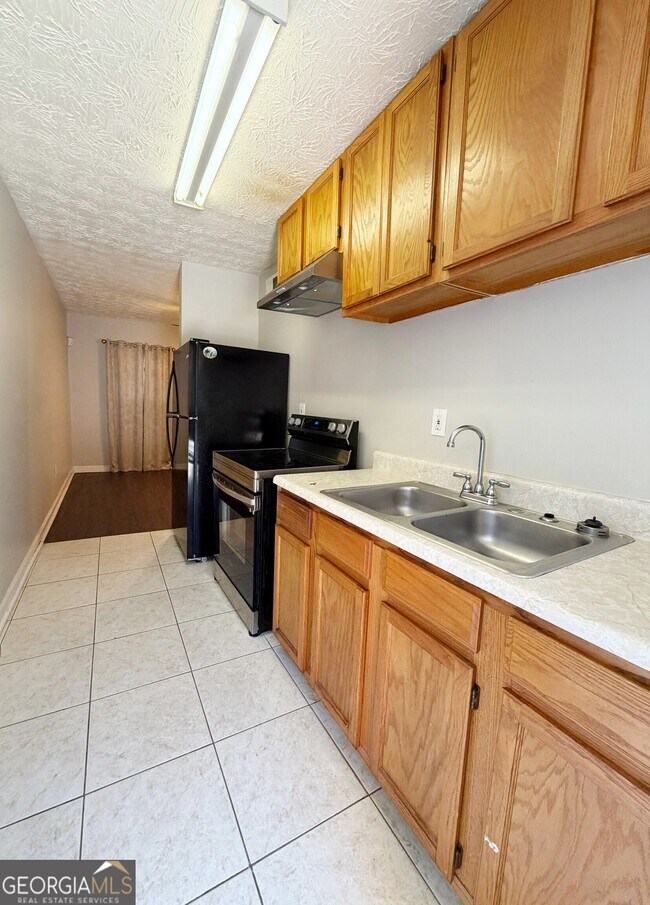 Photo - 420 Rawson St SW Unit APT 3