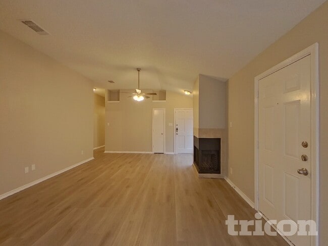 Photo - 3086 Rustlewind Ln