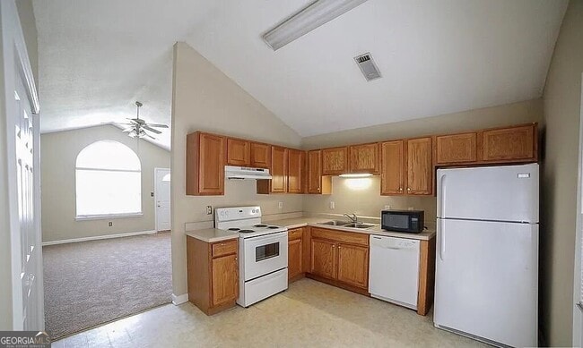 Photo - 220 Harvest Way