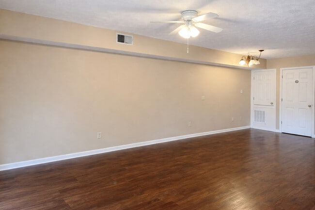 Living Area - 627 S Montgomery St