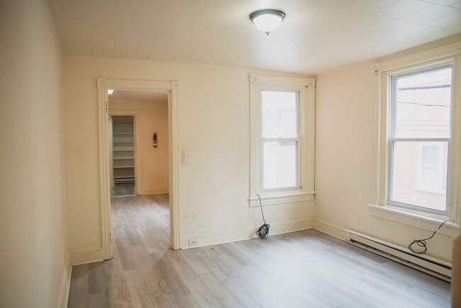 Photo - 315 State St Unit 2