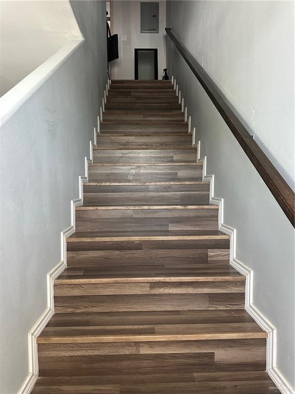 Photo - 8 E St Unit 2