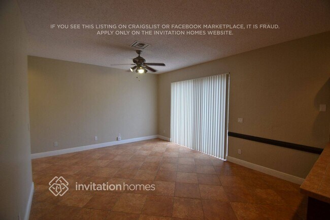 Photo - 10225 Panama St
