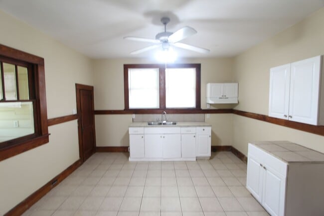 4724 Court R