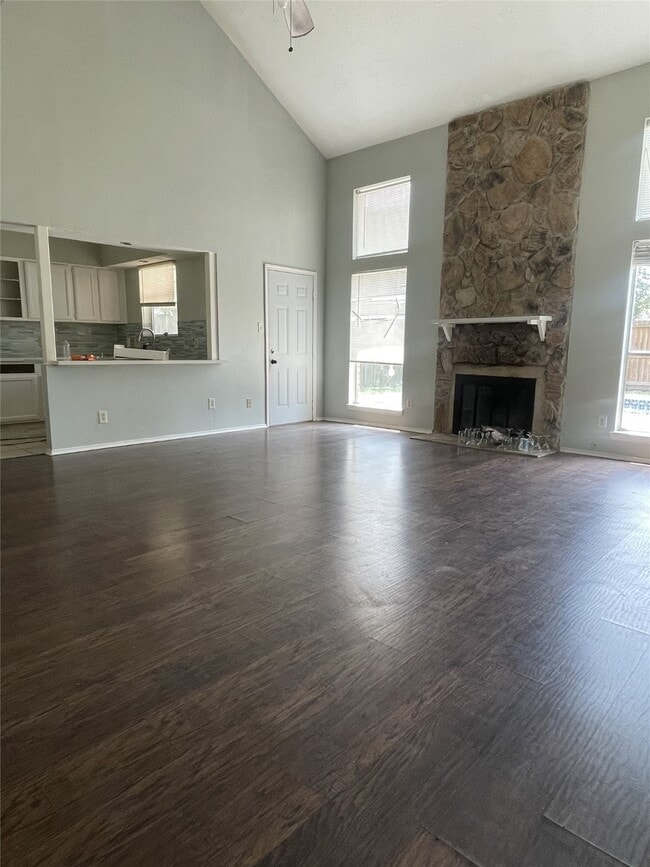 Photo - 3443 Nutwood Ln