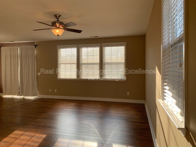 Photo - 3124 Mackinac Island Ln