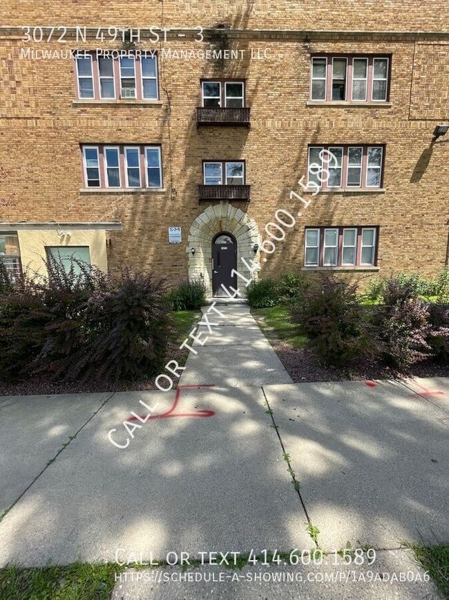 Building Photo - 3072 N 49th St Unit 3