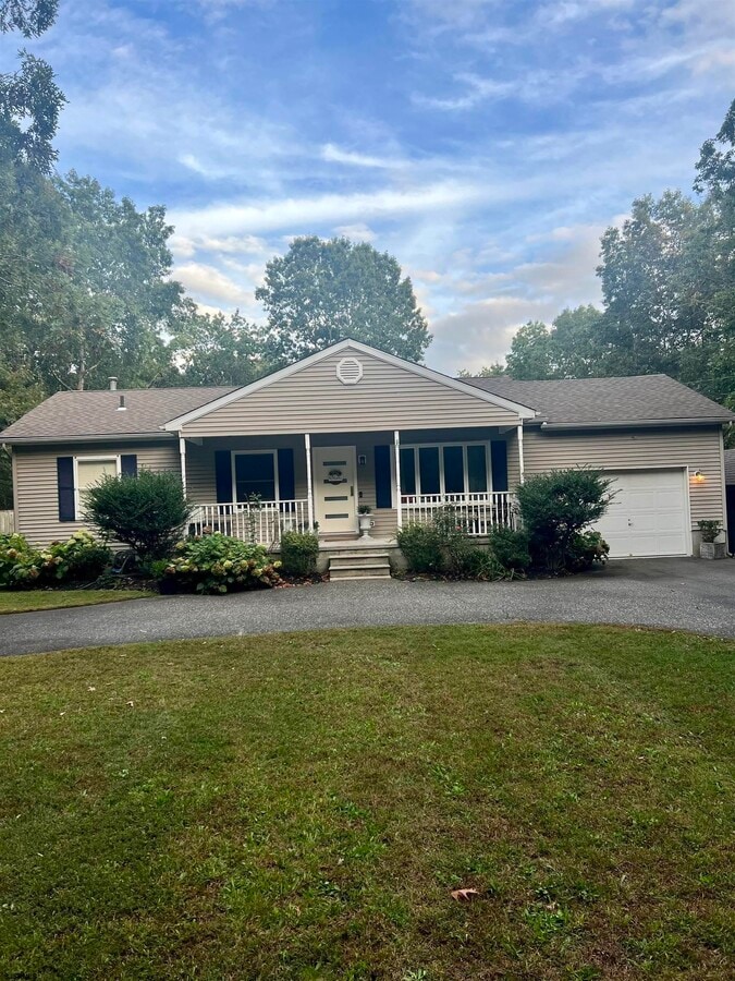 Photo - 7030 Fernwood Ave