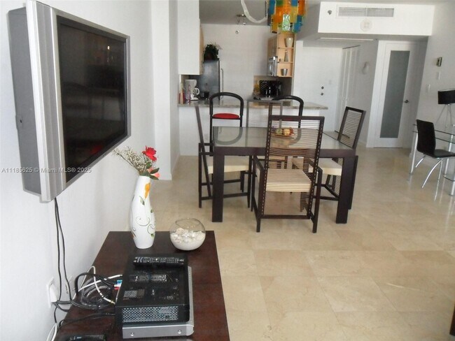 Photo - 100 Lincoln Rd Unidad 1243