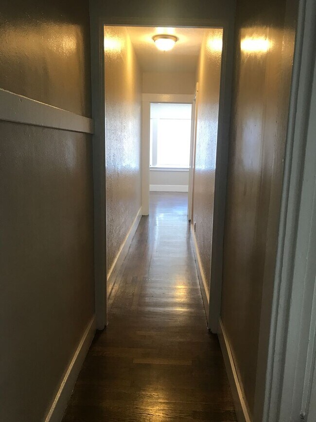 2504 MacArthur Blvd Unit 3512 Boston Ave