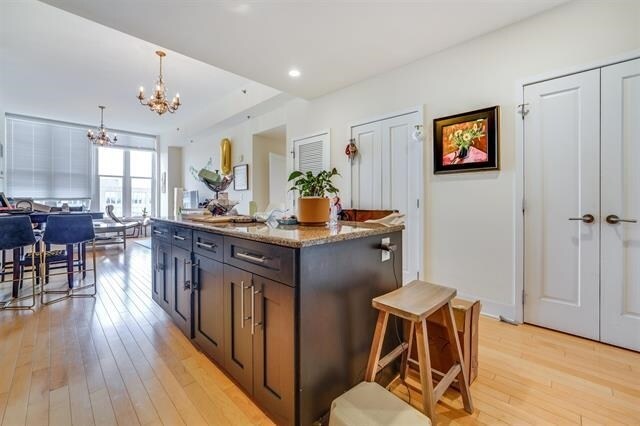 Photo - 1125 Maxwell Ln Unidad 1207