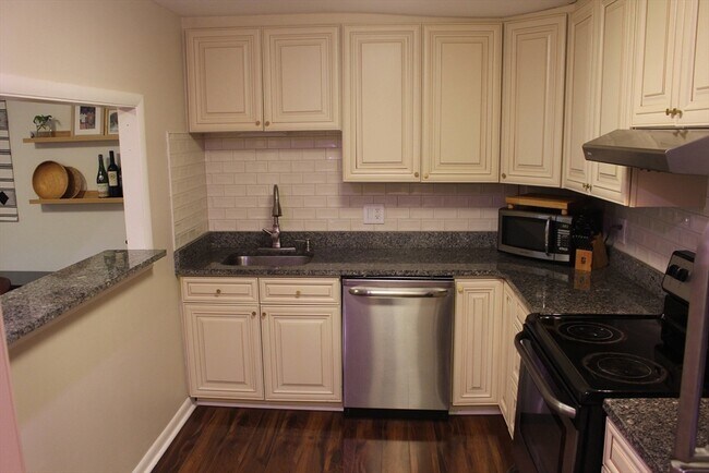 Photo - 133 Tremont St Unidad #315