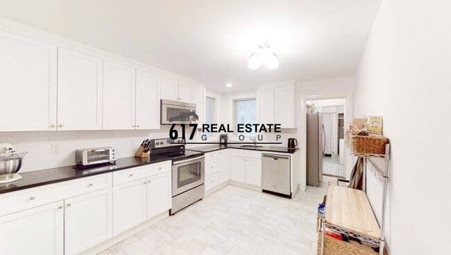 Photo - 39 St Paul St Unit 2