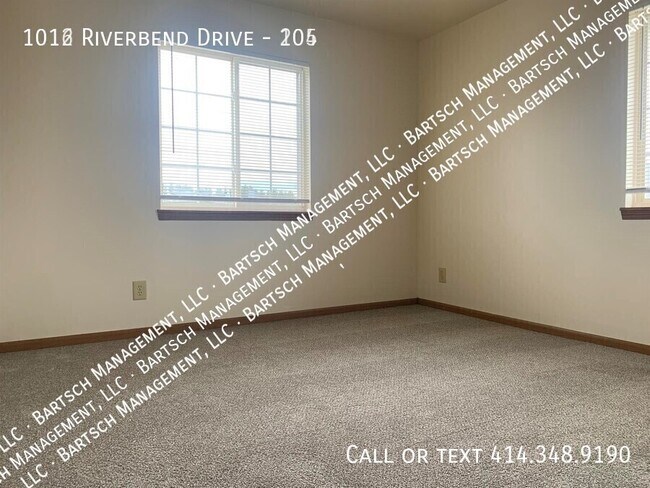 Photo - 1016 Riverbend Dr Unidad 104