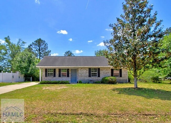 Photo - 218 Sheila Dr House