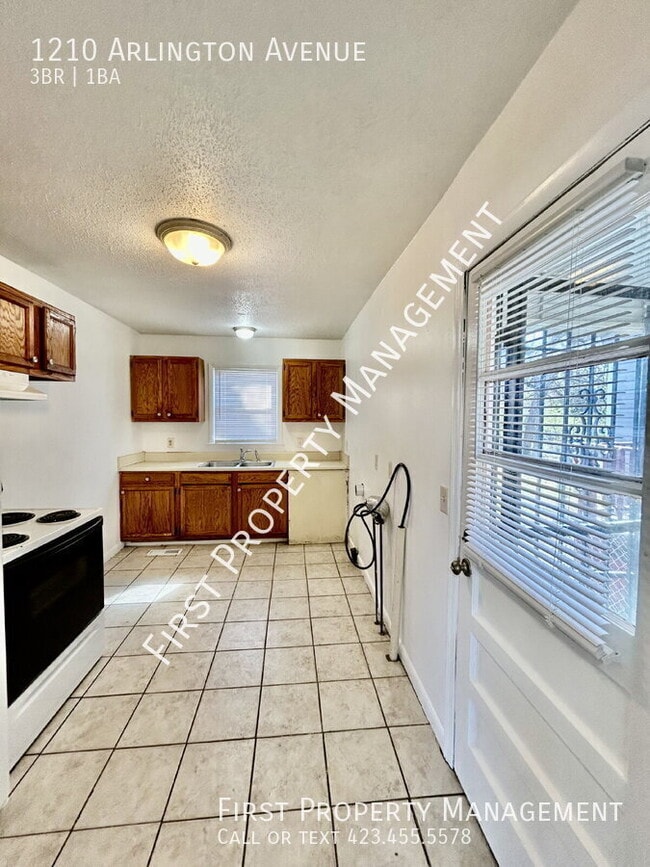 Photo - 1210 Arlington Ave