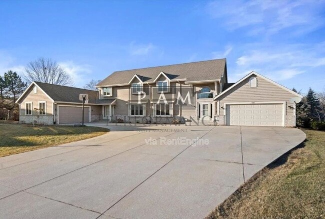 Building Photo - 3209 S Ridge Crest Ct