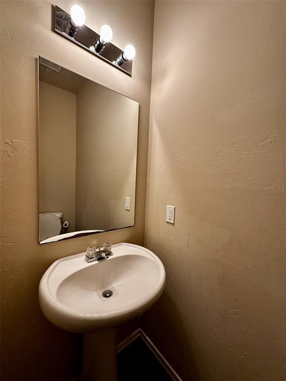 Photo - 13228 Bridgewater Dr