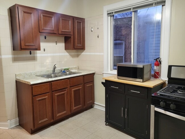 Photo - 4950 W Warwick Ave