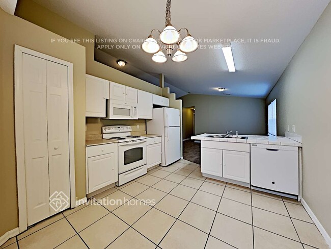 Photo - 8509 Blackberry Ave