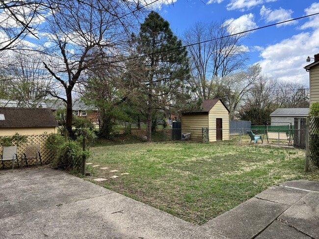 Photo - 3122 Commander Dr