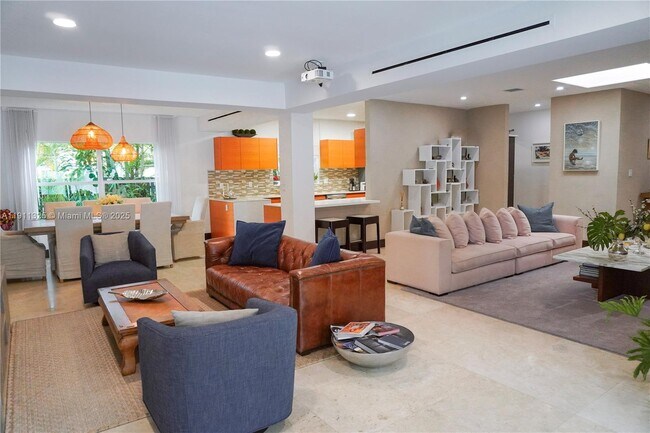 Photo - 247 Shore Dr S