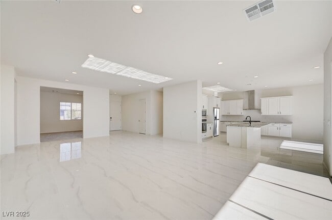 Photo - 555 Jerry Bird Ct