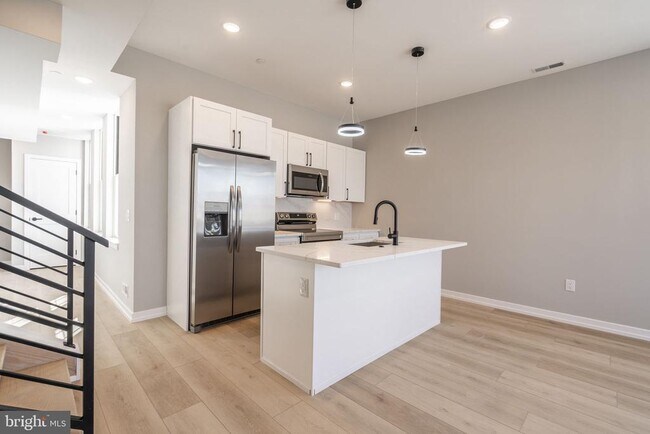 Photo - 713 S Mildred St Unidad 4B