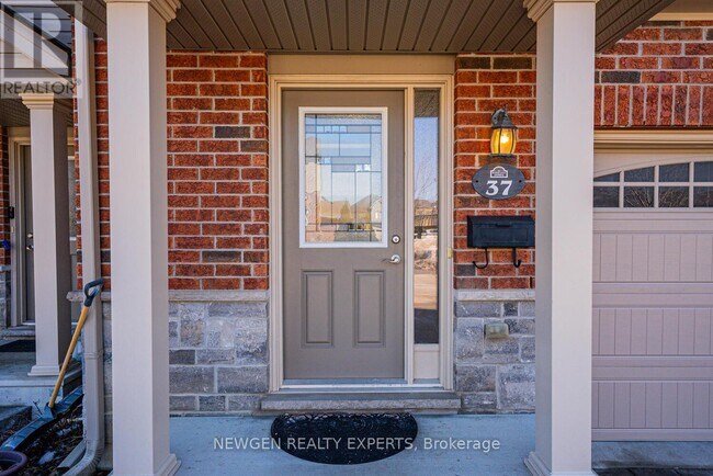 Photo - 3399 Castle Rock Pl