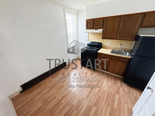 Photo - 148 W Spencer St Unit 2