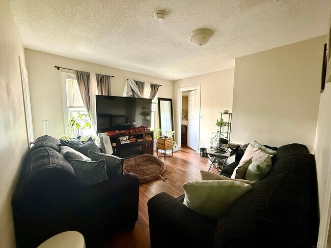 Photo - 12 South St Unit 2nd Floor