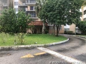 Building Photo - 4174 Inverrary Dr Unit 907